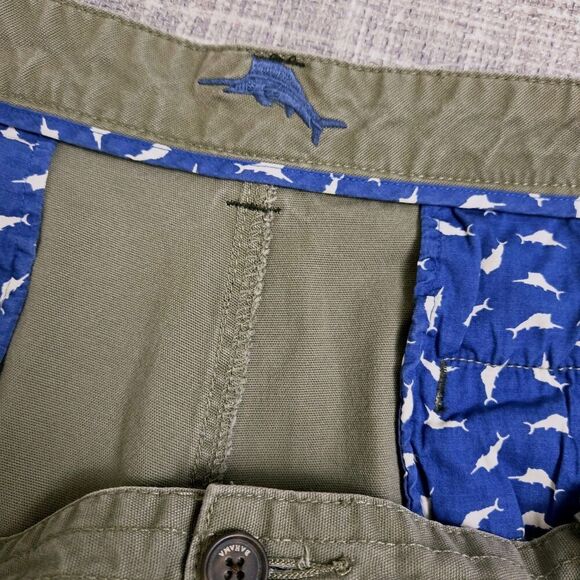Tommy Bahama Cargo Shorts 9.5 Inseam Men’s 44 Khaki Green Cotton Blend - Picture 6 of 8